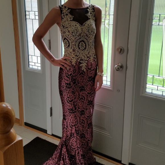 Dave & Johnny Dresses & Skirts - Prom Dress